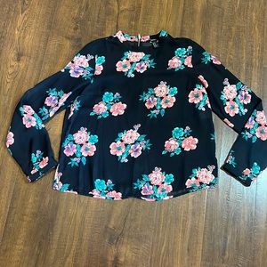 Forever 21 Black Floral Blouse M